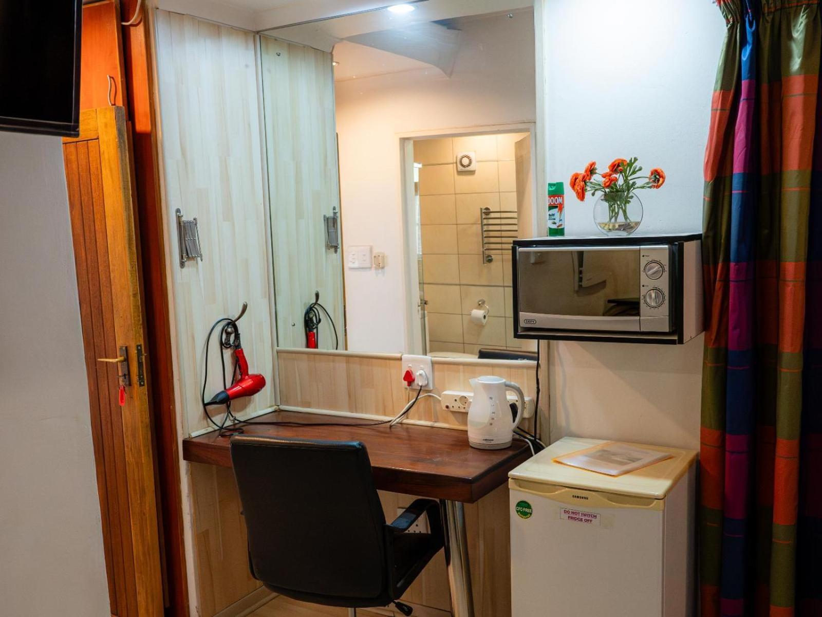 Sleepers Villa Guesthouse Polokwane Bilik gambar